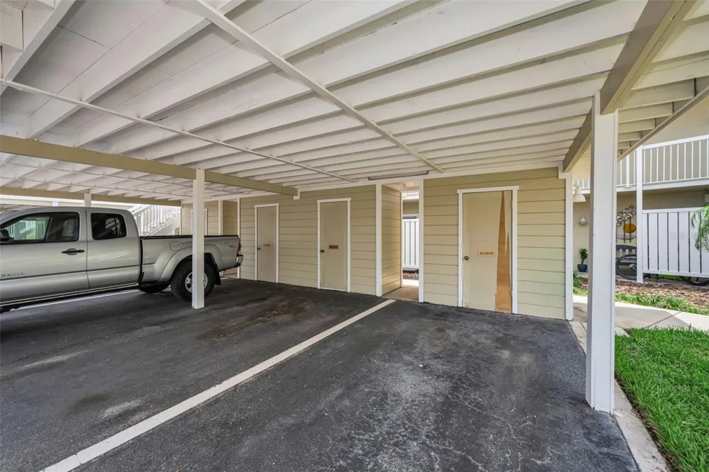 433 S PAULA DRIVE #32 Dunedin, FL 34698