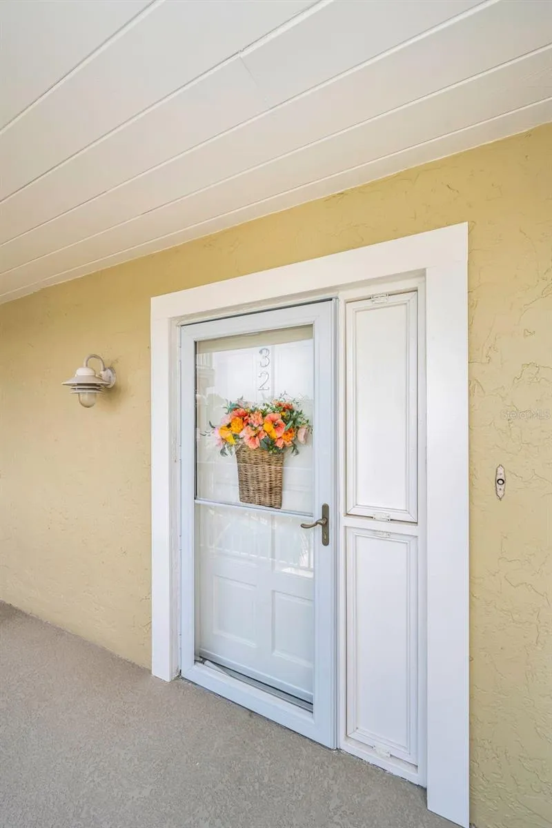 433 S PAULA DRIVE #32 Dunedin, FL 34698