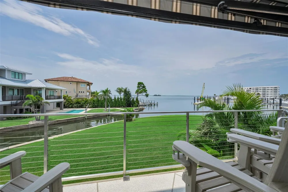 433 S PAULA DRIVE #32 Dunedin, FL 34698