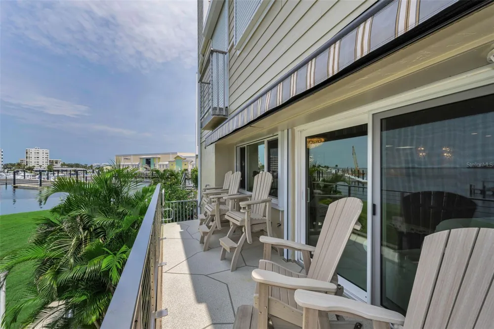 433 S PAULA DRIVE #32 Dunedin, FL 34698
