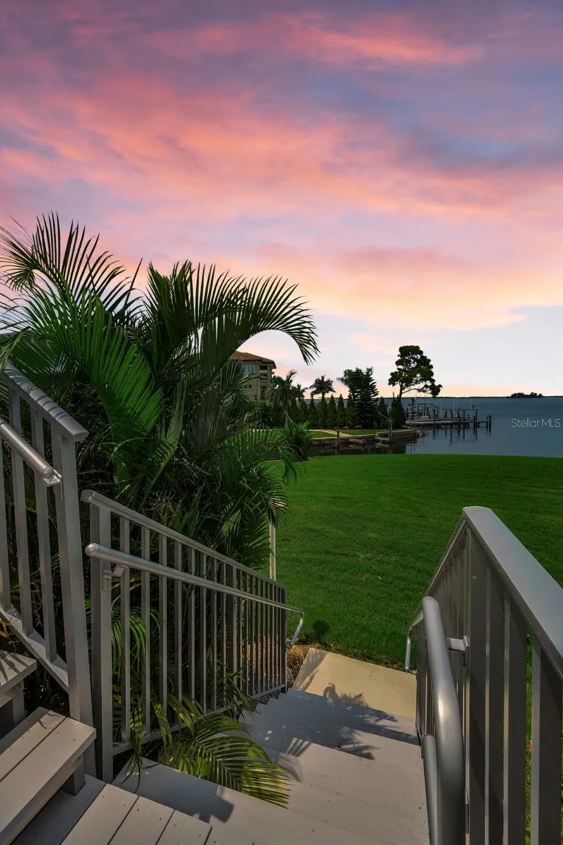 433 S PAULA DRIVE #32 Dunedin, FL 34698