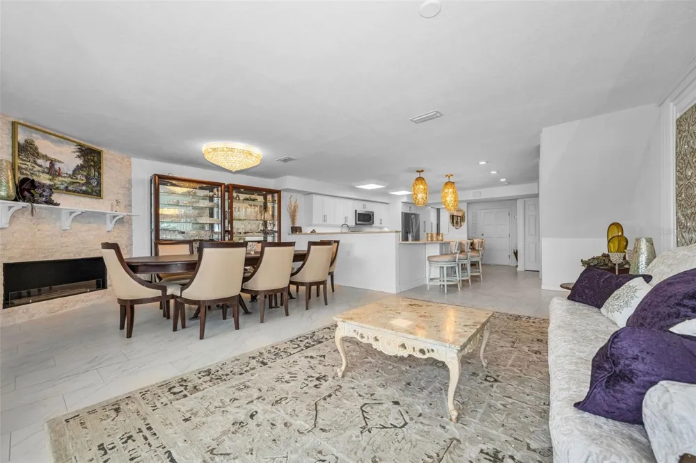 433 S PAULA DRIVE #32 Dunedin, FL 34698