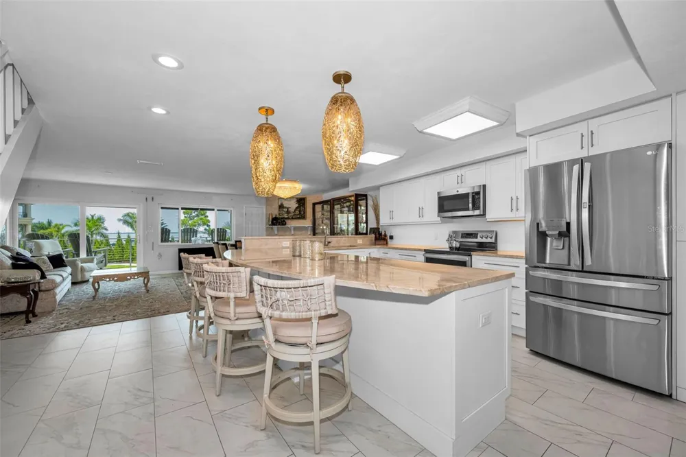 433 S PAULA DRIVE #32 Dunedin, FL 34698