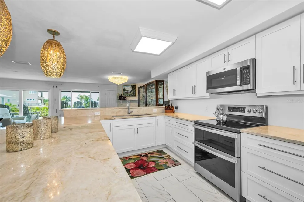 433 S PAULA DRIVE #32 Dunedin, FL 34698
