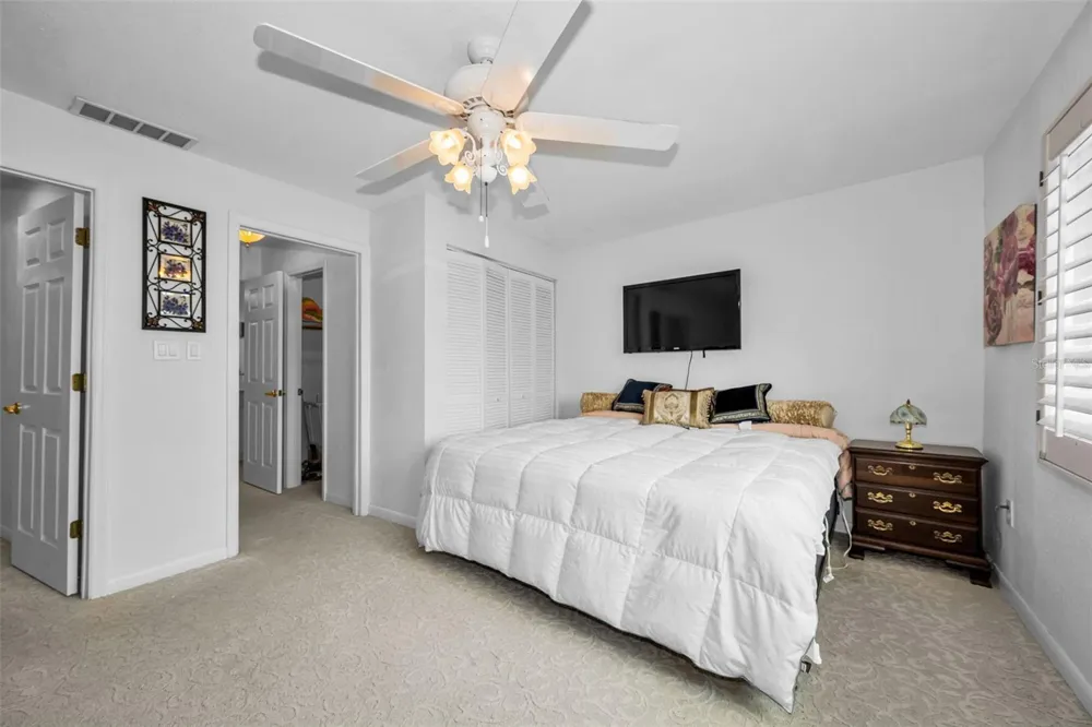 433 S PAULA DRIVE #32 Dunedin, FL 34698