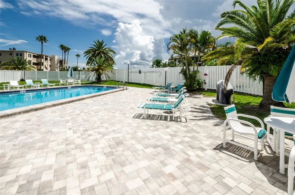 433 S PAULA DRIVE #32 Dunedin, FL 34698