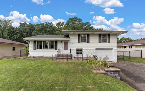 200 Rice Creek Boulevard NE