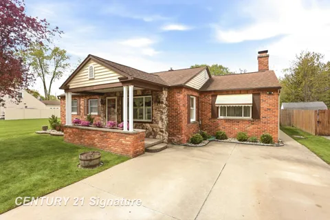 2961 Johns Drive