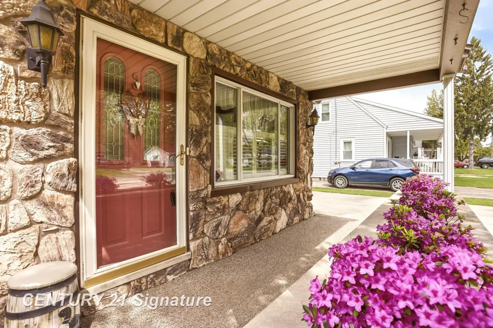 2961 Johns Drive Saginaw Charter Township, MI 48603