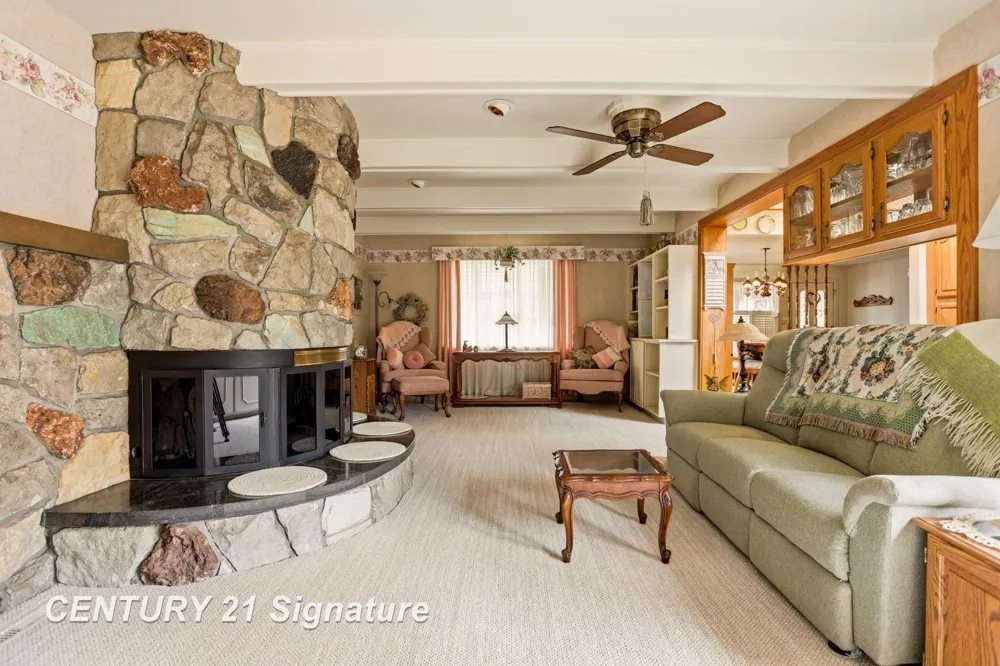2961 Johns Drive Saginaw Charter Township, MI 48603