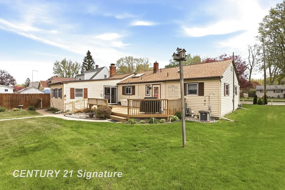 2961 Johns Drive Saginaw Charter Township, MI 48603
