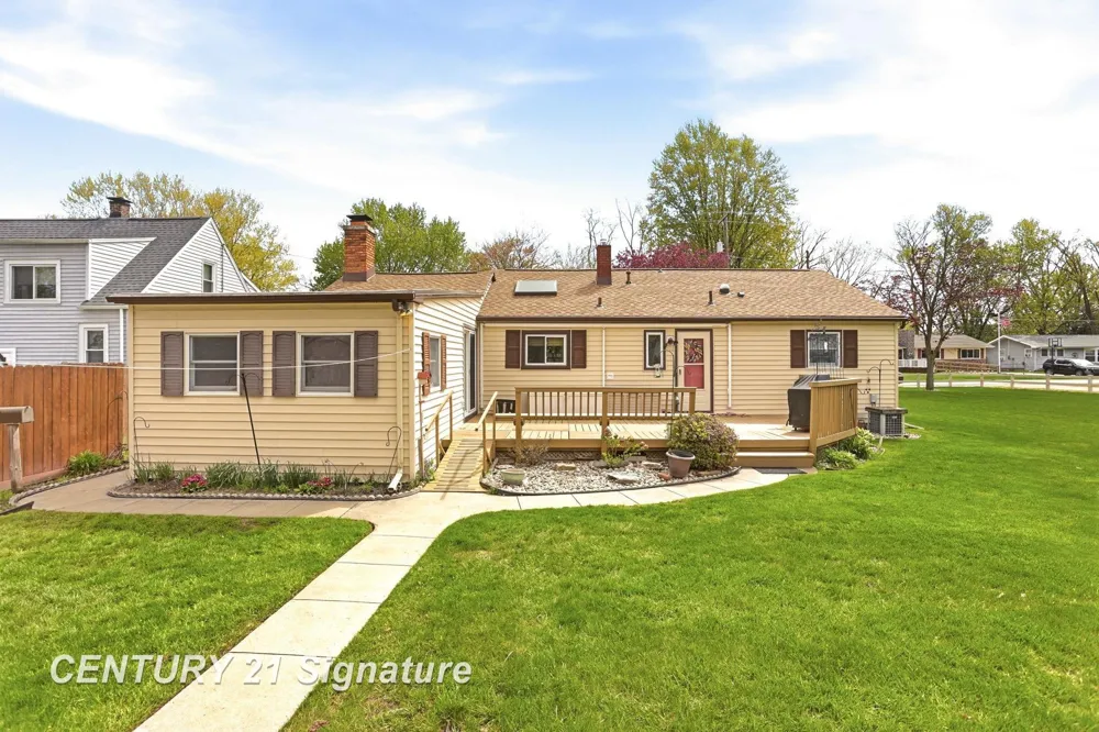 2961 Johns Drive Saginaw Charter Township, MI 48603
