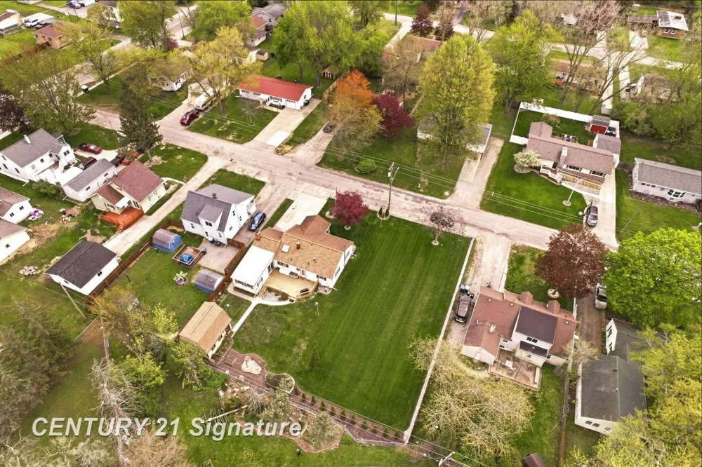 2961 Johns Drive Saginaw Charter Township, MI 48603
