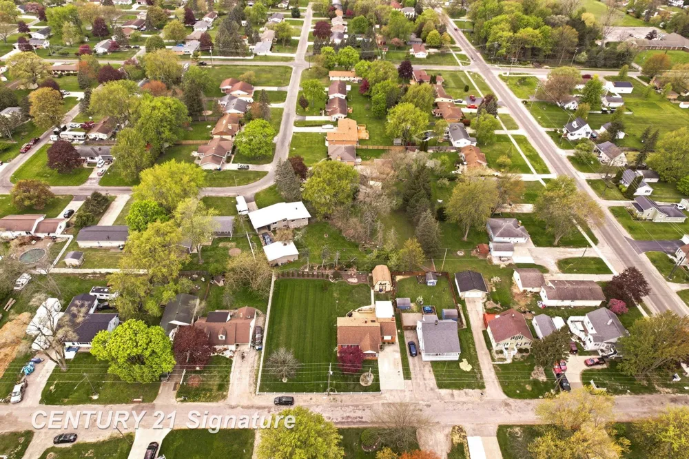 2961 Johns Drive Saginaw Charter Township, MI 48603