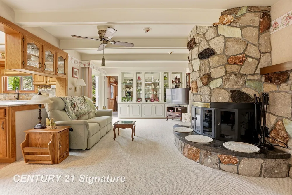 2961 Johns Drive Saginaw Charter Township, MI 48603