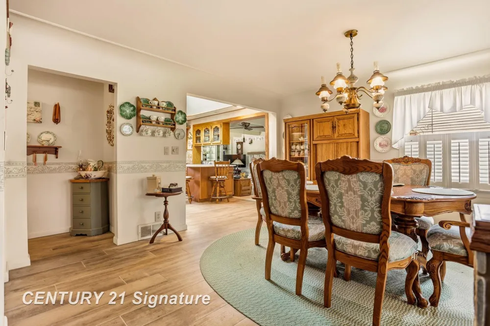 2961 Johns Drive Saginaw Charter Township, MI 48603