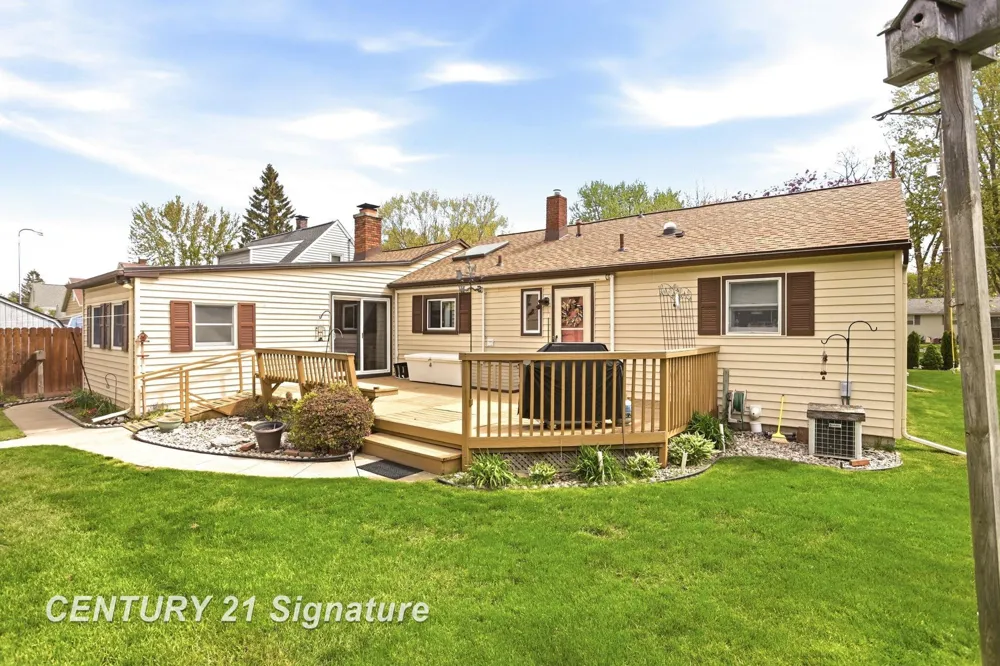 2961 Johns Drive Saginaw Charter Township, MI 48603