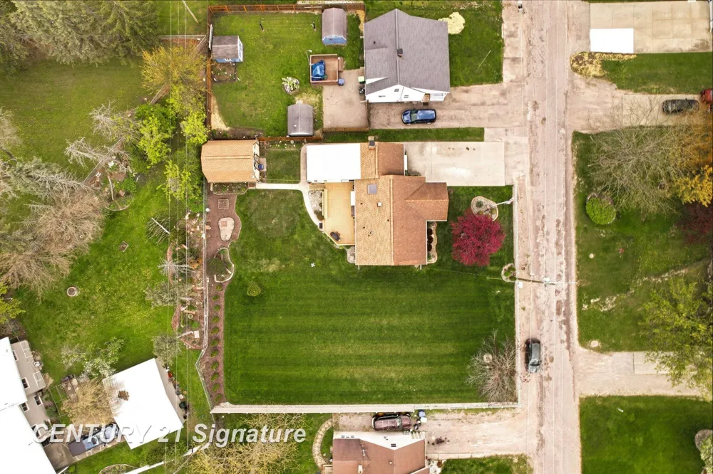 2961 Johns Drive Saginaw Charter Township, MI 48603