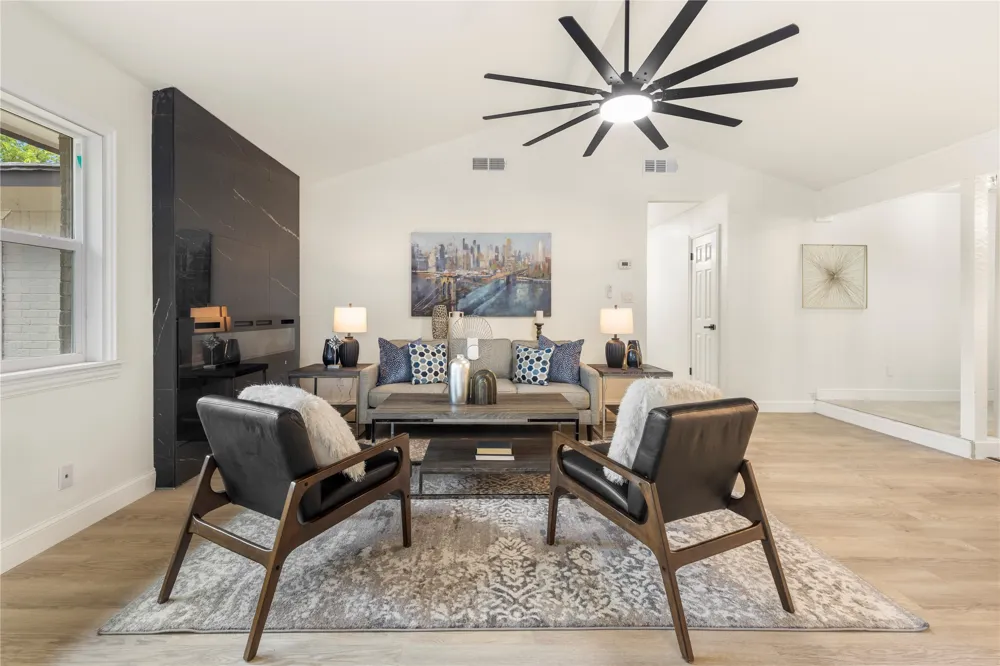 126 Sunnydale Lewisville, TX 75067