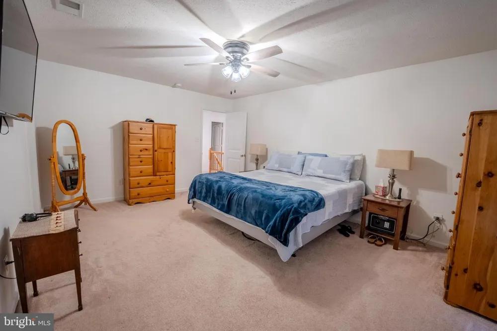 77 BOGART DRIVE Petersburg, WV 26847