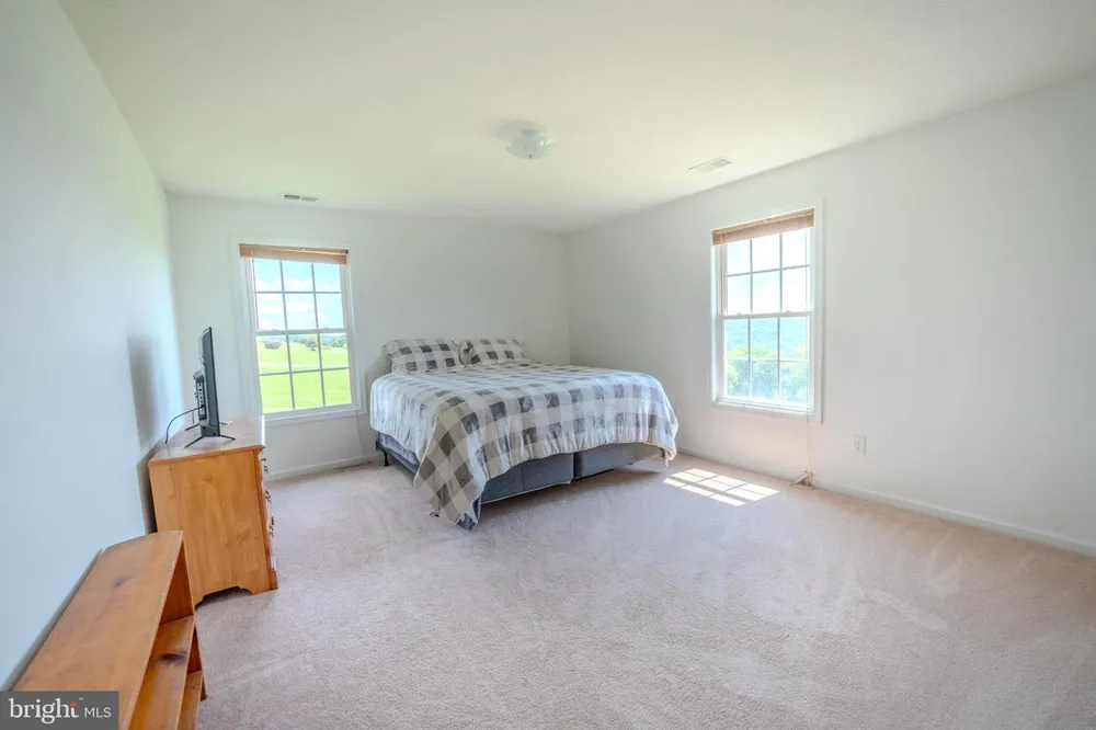 77 BOGART DRIVE Petersburg, WV 26847