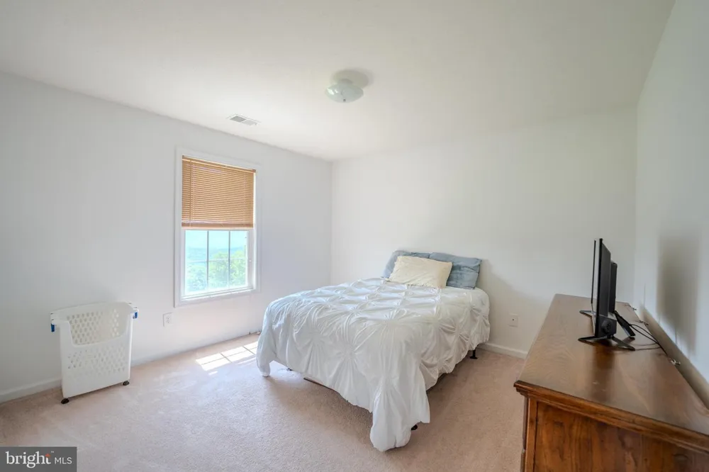 77 BOGART DRIVE Petersburg, WV 26847