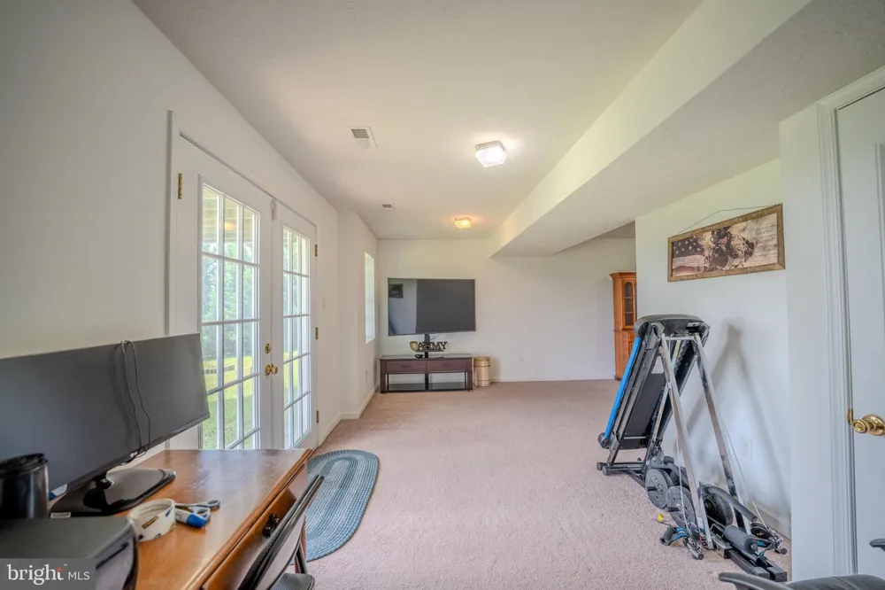 77 BOGART DRIVE Petersburg, WV 26847