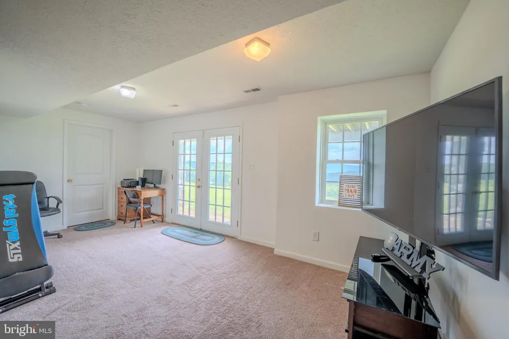 77 BOGART DRIVE Petersburg, WV 26847