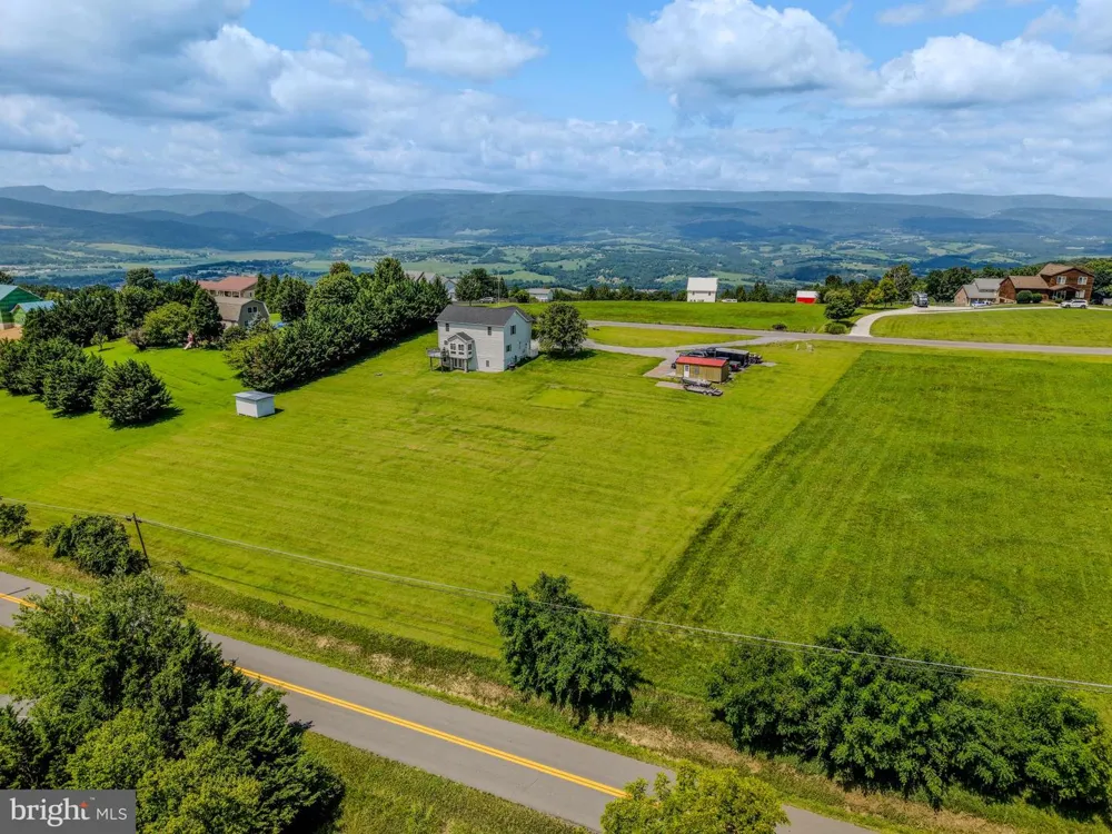 77 BOGART DRIVE Petersburg, WV 26847