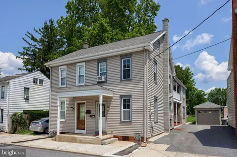 137 CHARLOTTE STREET