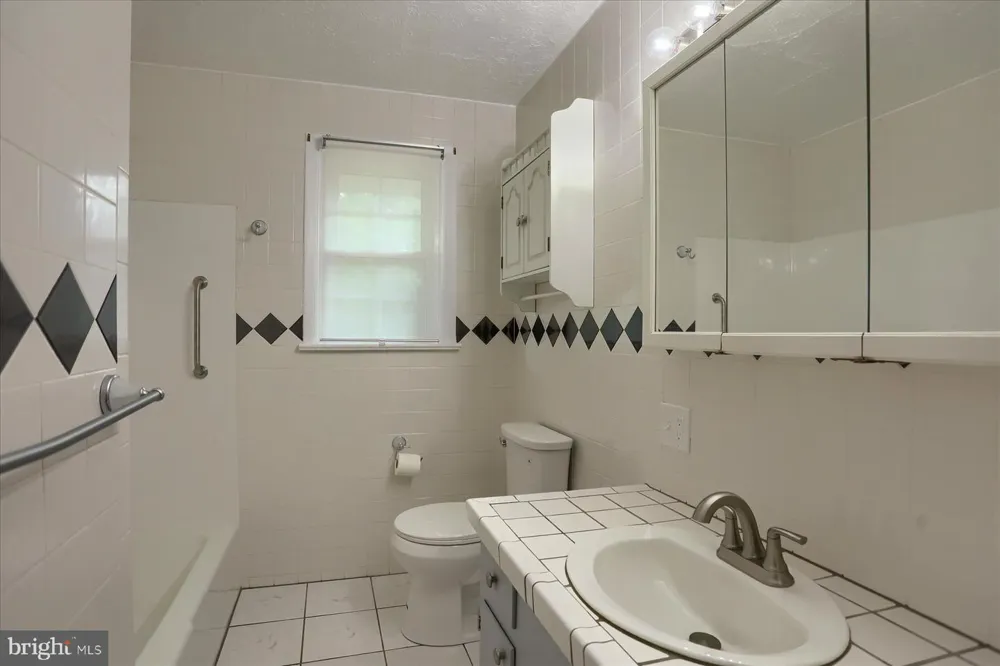 434 HOLLY STREET Elizabethtown, PA 17022