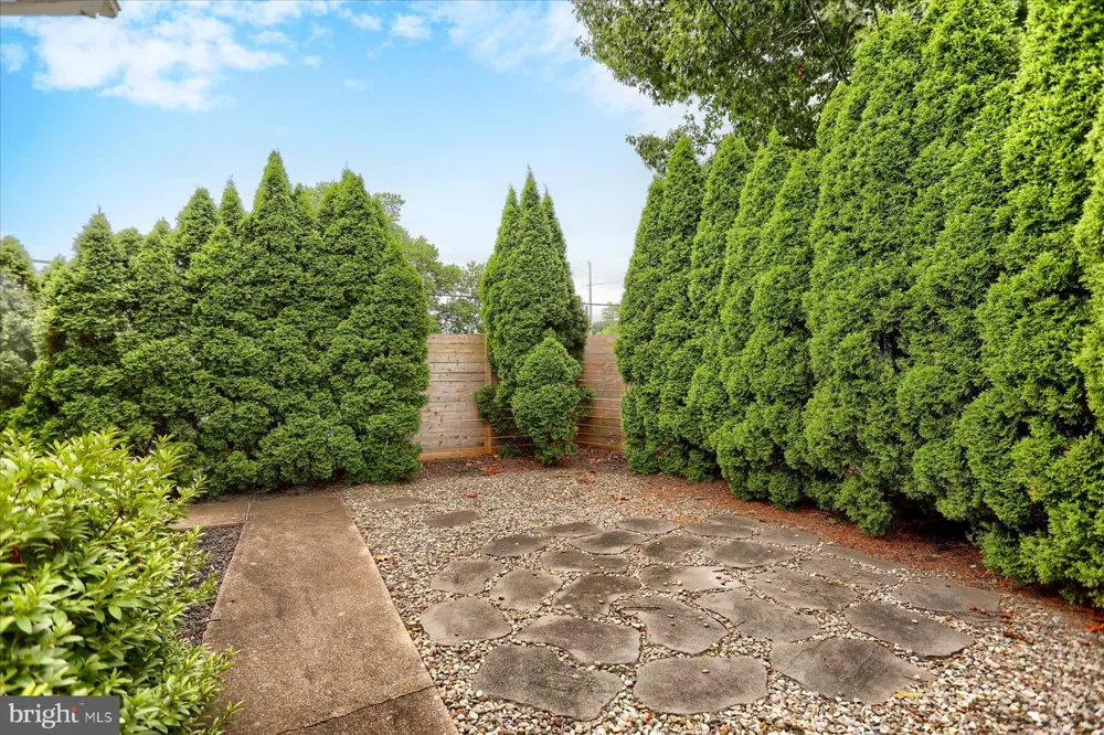 434 HOLLY STREET Elizabethtown, PA 17022
