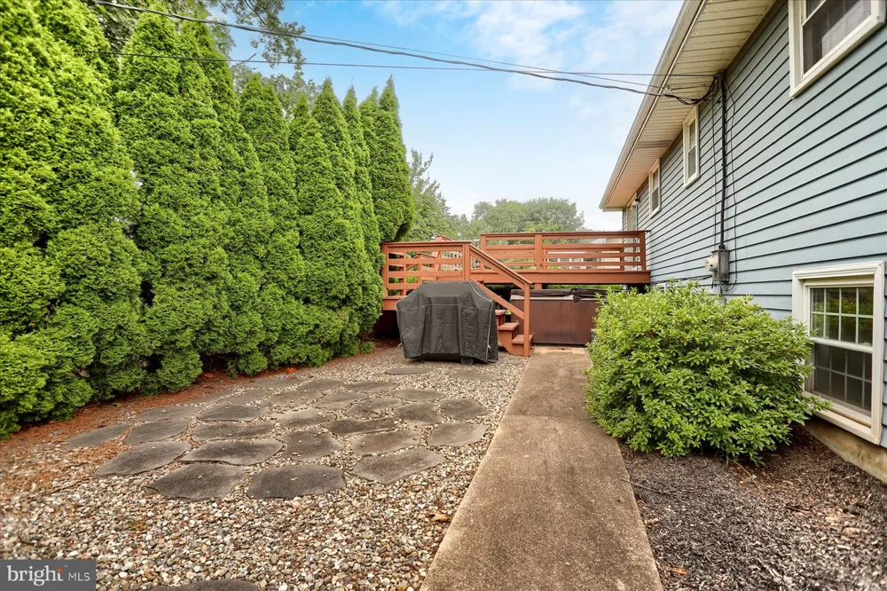 434 HOLLY STREET Elizabethtown, PA 17022