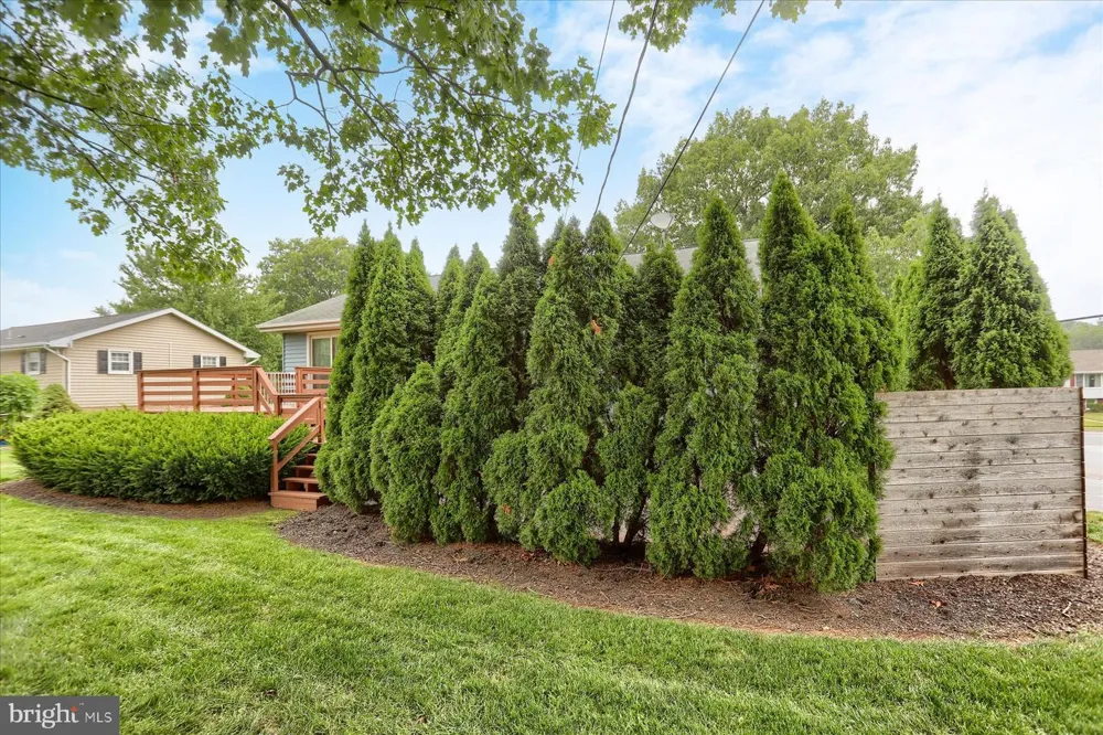 434 HOLLY STREET Elizabethtown, PA 17022