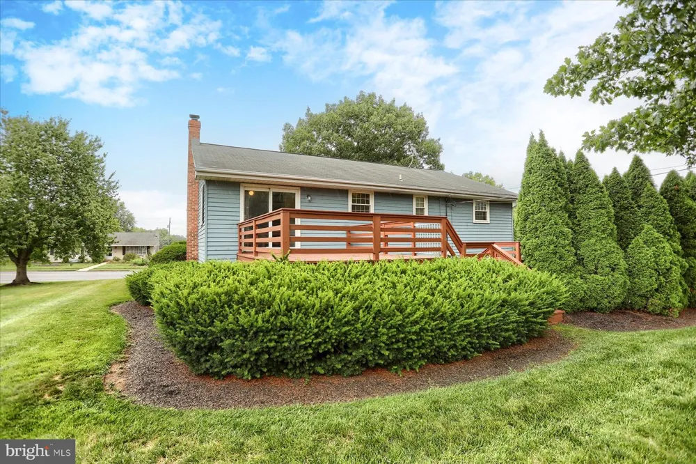 434 HOLLY STREET Elizabethtown, PA 17022