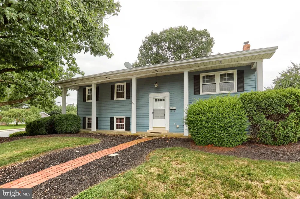 434 HOLLY STREET Elizabethtown, PA 17022