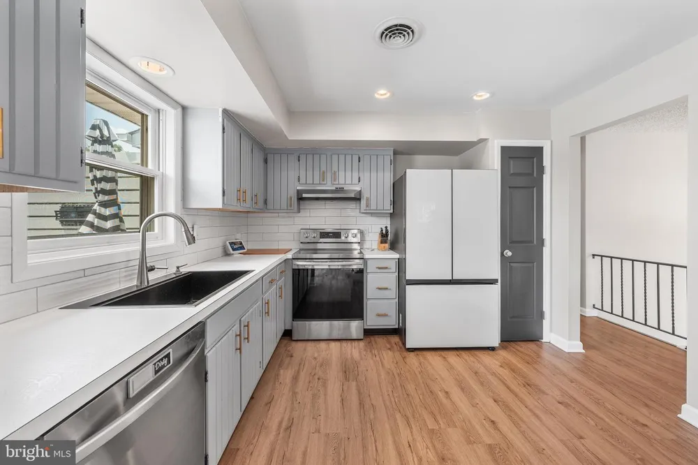 541 MOUNTAIN VIEW ROAD Nazareth, PA 18064