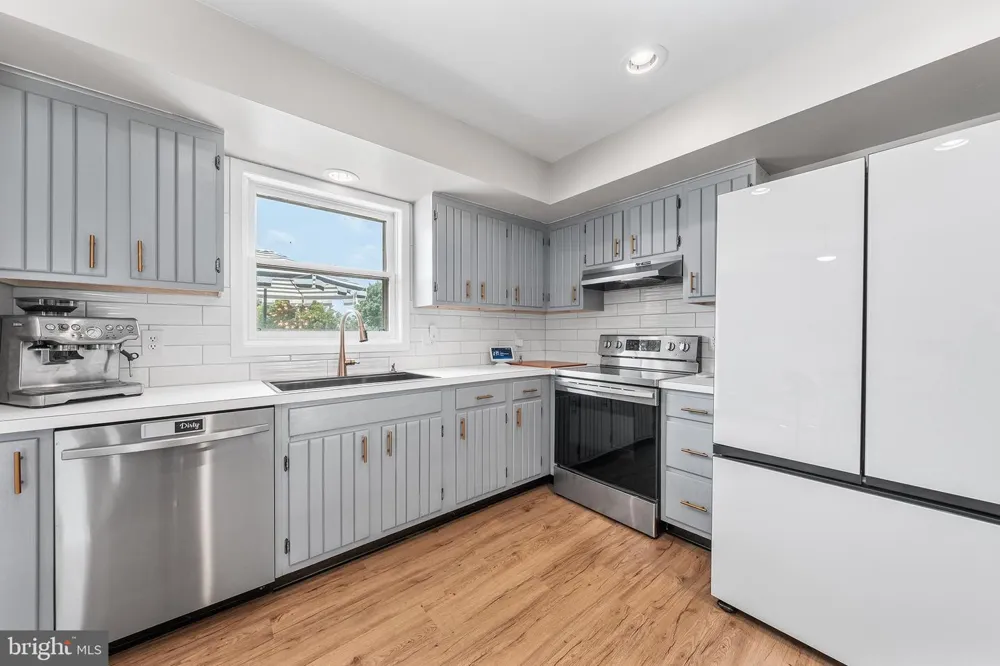 541 MOUNTAIN VIEW ROAD Nazareth, PA 18064