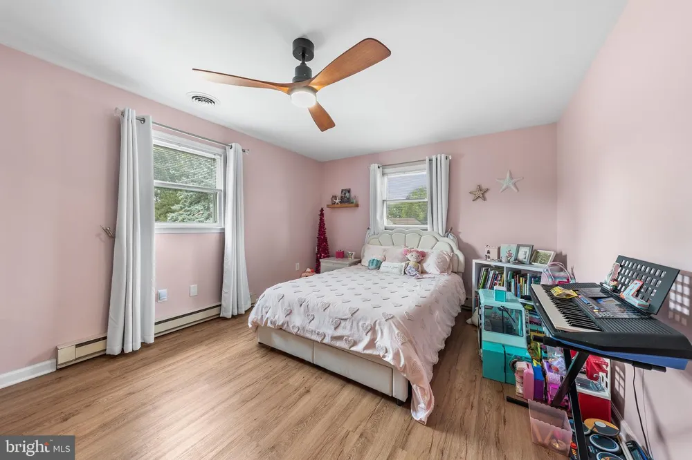 541 MOUNTAIN VIEW ROAD Nazareth, PA 18064