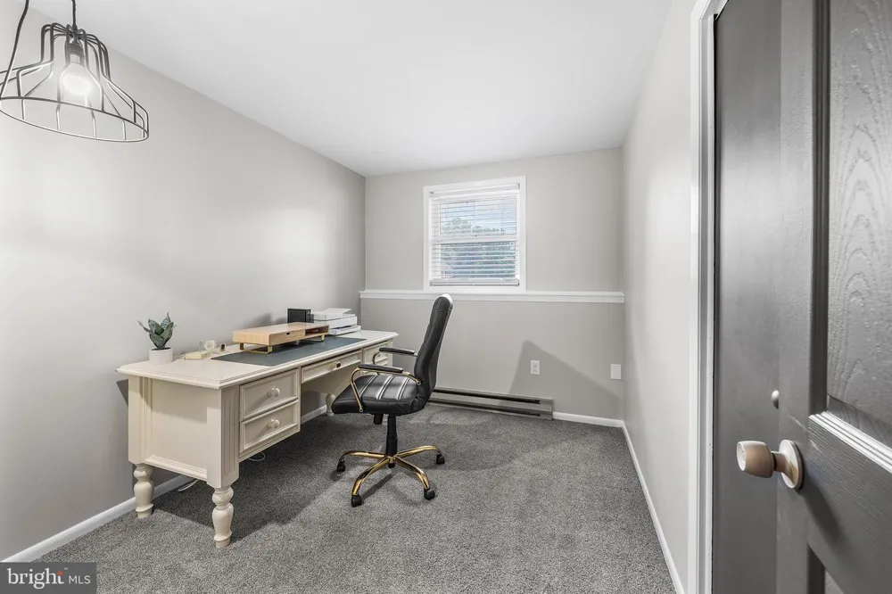 541 MOUNTAIN VIEW ROAD Nazareth, PA 18064
