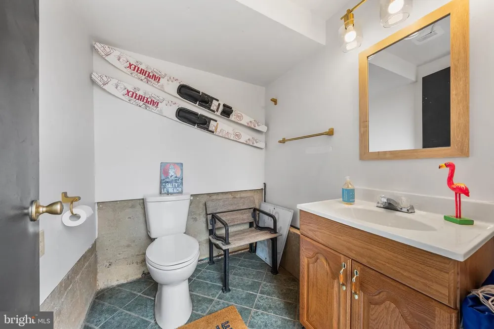 541 MOUNTAIN VIEW ROAD Nazareth, PA 18064