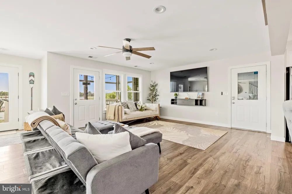 2702 SHERMAN DRIVE Chester, MD 21619