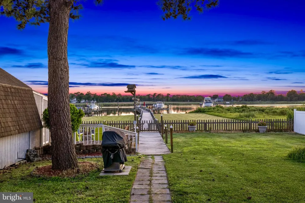 2702 SHERMAN DRIVE Chester, MD 21619