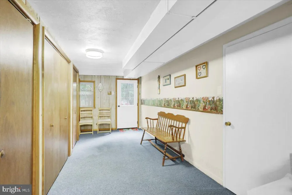 770 ALMSHOUSE ROAD Doylestown, PA 18901