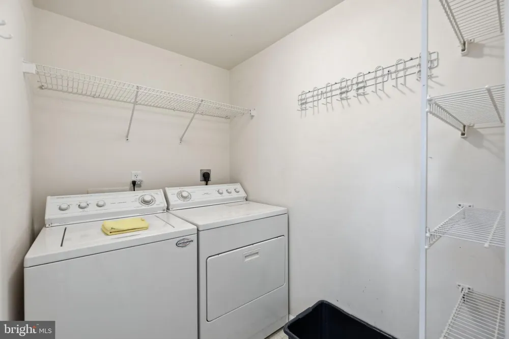 8354 HUNTER MURPHY CIRCLE Alexandria, VA 22309
