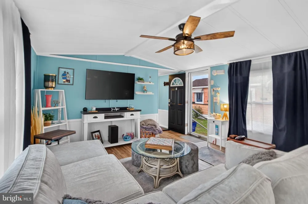 19897 ATLANTIC AVENUE #F9 Rehoboth Beach, DE 19971