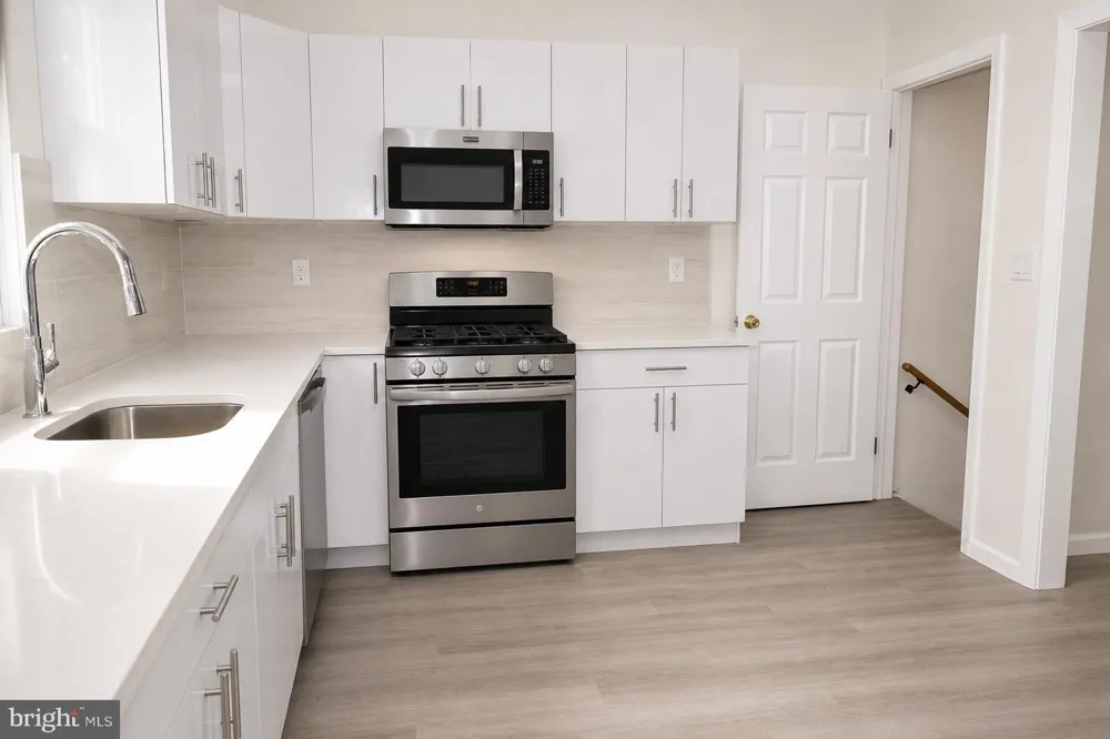 12 FORD AVENUE Somerset, NJ 08873