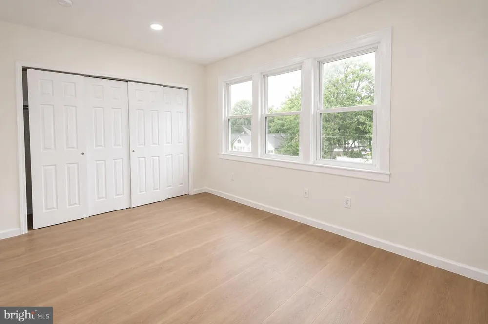 12 FORD AVENUE Somerset, NJ 08873