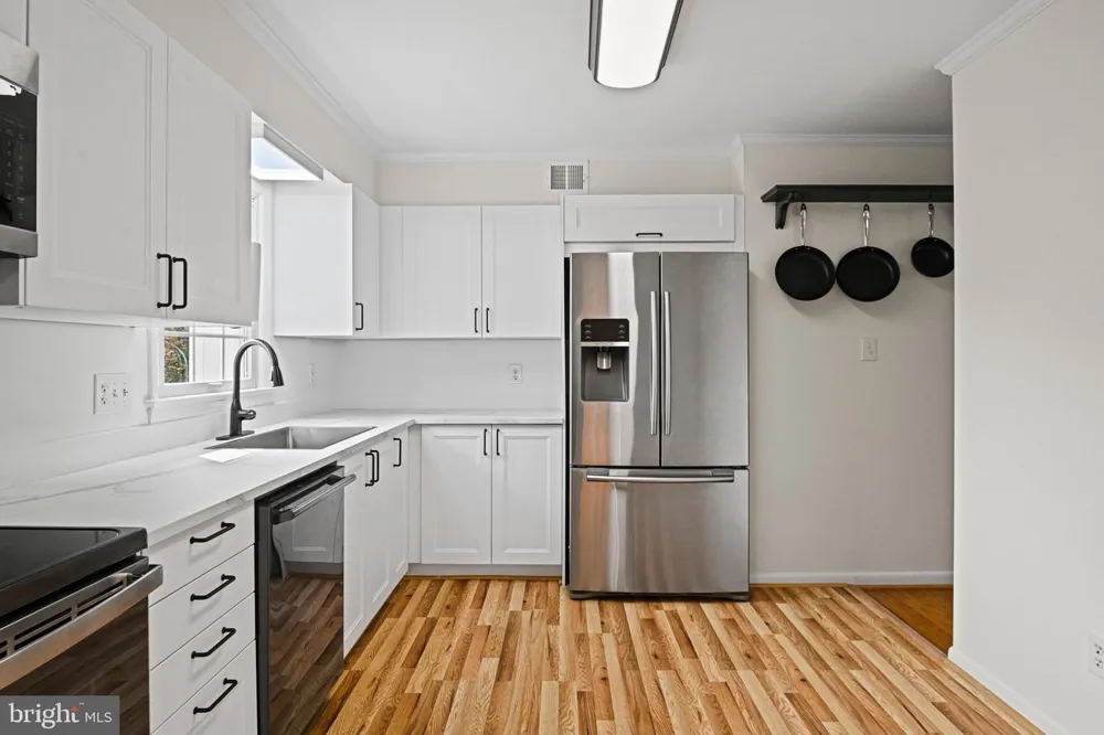 11334 WAPLES MILL ROAD Oakton, VA 22124