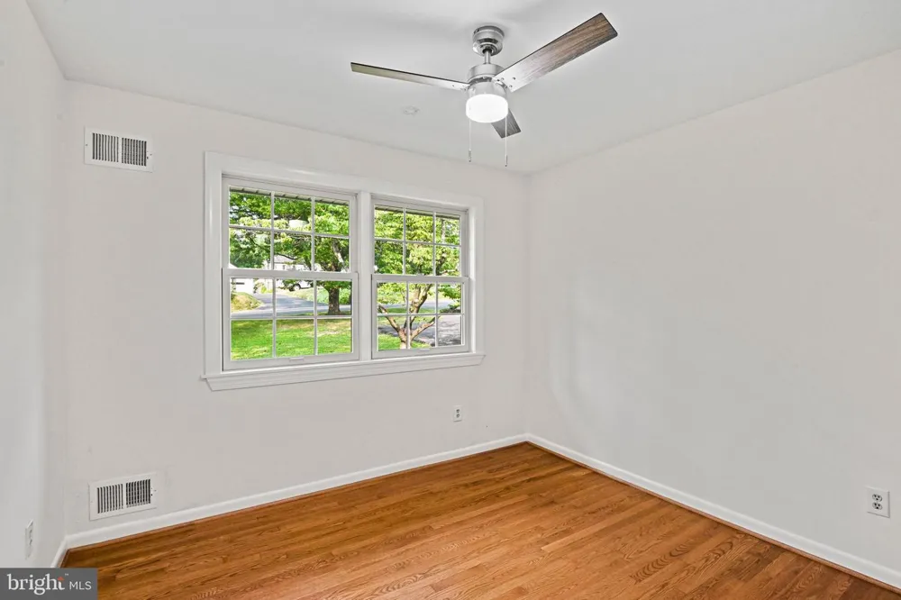 11334 WAPLES MILL ROAD Oakton, VA 22124